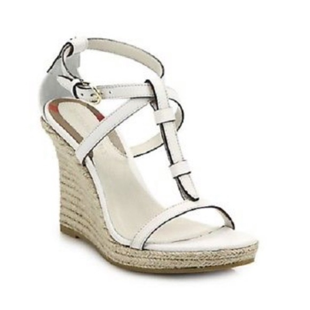 NWOT Burberry Wedland sandal 37